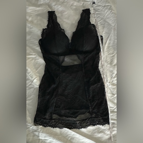 Women’s Chemise - Picture 3 of 14